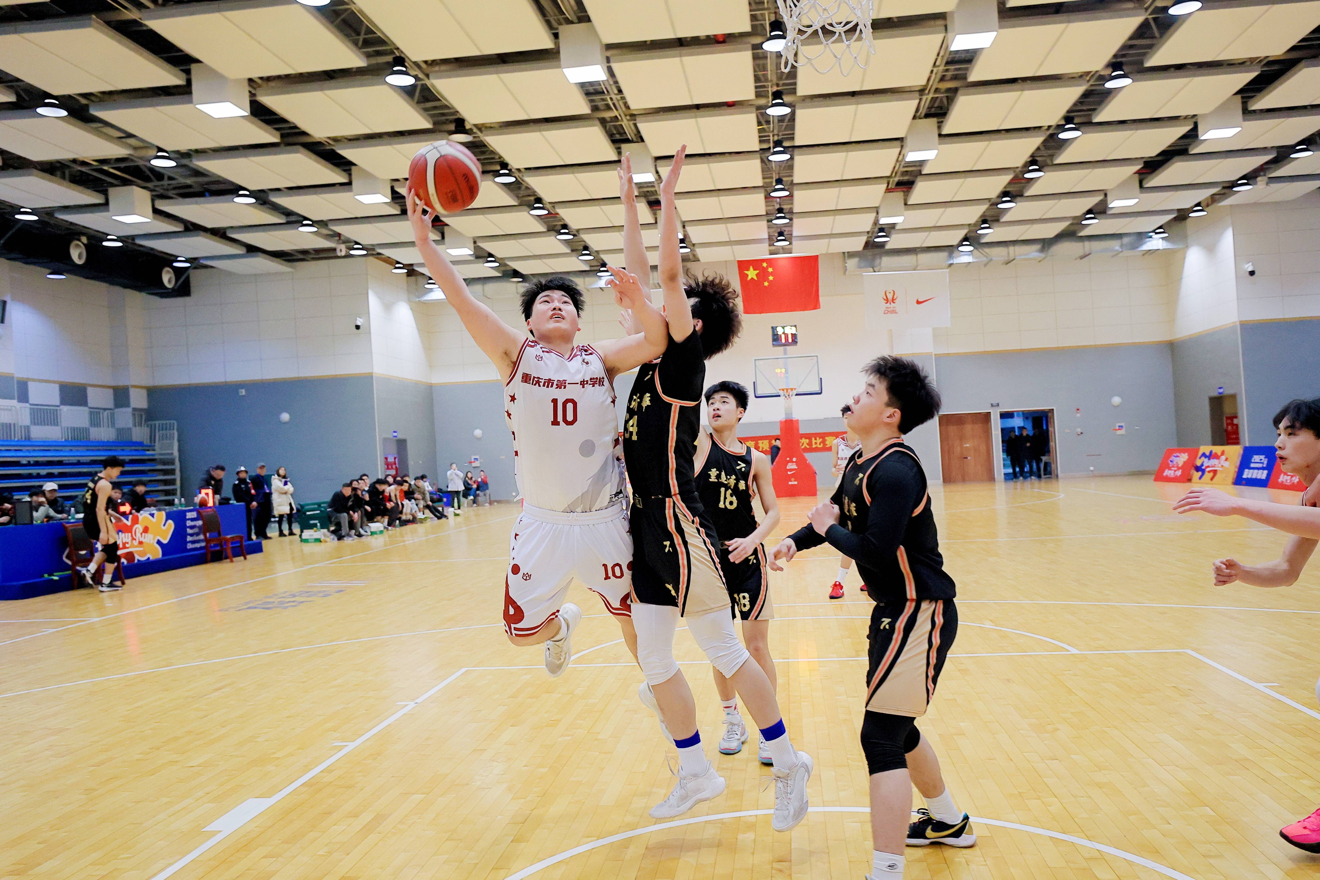 BBIN体育APP-极具挑战的篮球联赛聚焦球员实力竞逐(篮球技巧挑战赛视频)