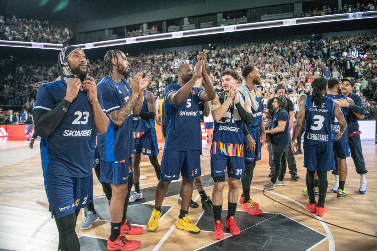 BBIN体育真人-包含步行者队团队配合默契，赢得胜利的词条